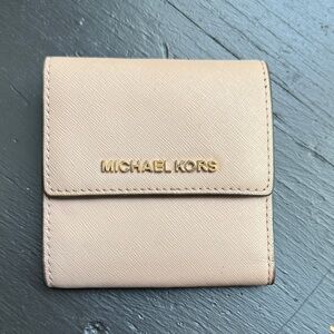 Michael Kors Blush Card Holder